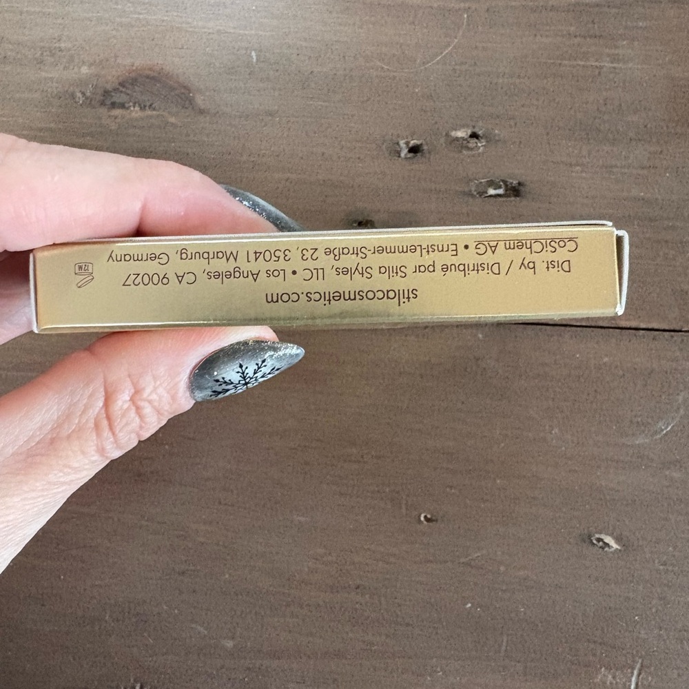 Stila One Step Correct Finishing Powder - Deep - Picture 3 of 6